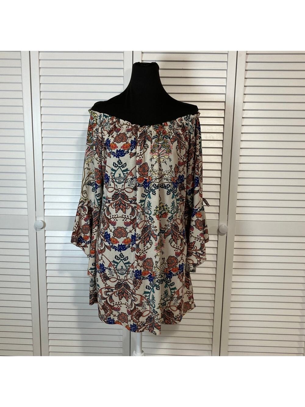 Win Win Bohemian Paisley Floral Off The Shoulder Tie Sleeve Tunic Blouse L